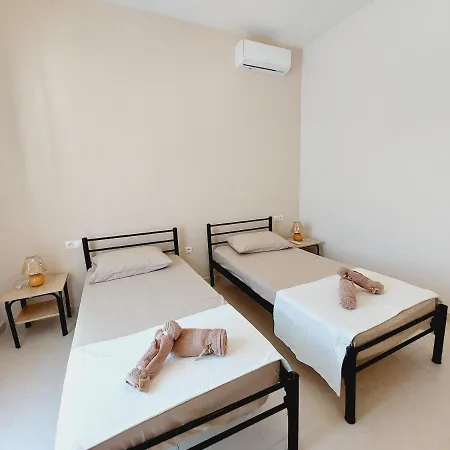 Stamatis Corfu 2 입소스