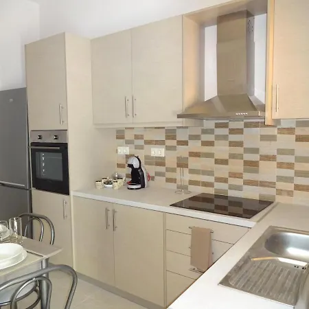 아파트 Stamatis Corfu 2 *